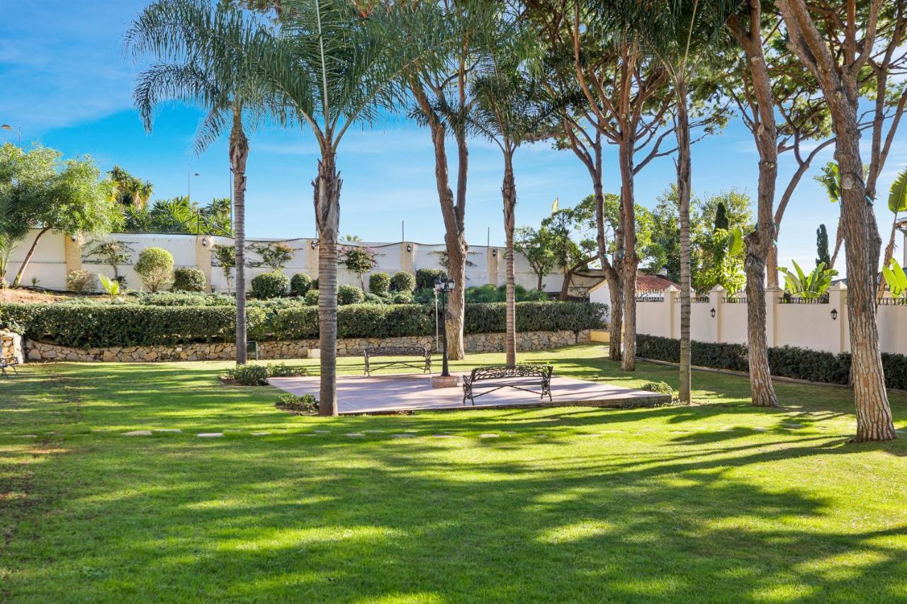 Adm 5 316 Andalucia Del Mar Apartment Marbella Exterior photo