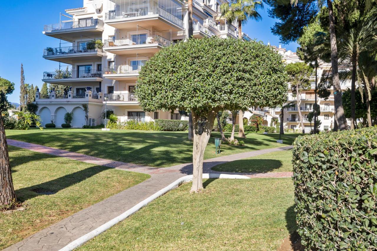 Adm 5 316 Andalucia Del Mar Apartment Marbella Exterior photo